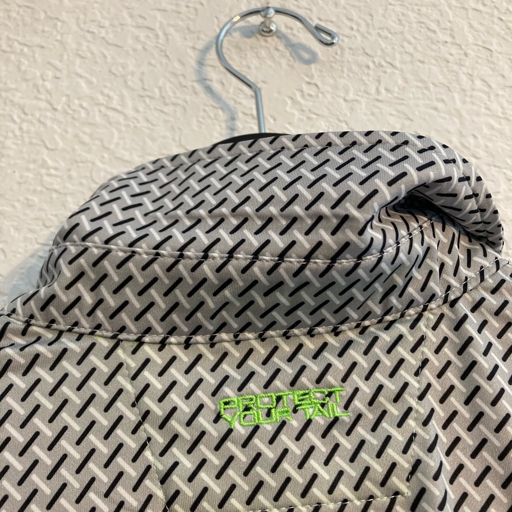 Men’s Grey SPF Polo - Picture 6 of 6